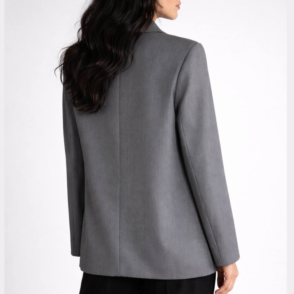Elegant Grey Blazer