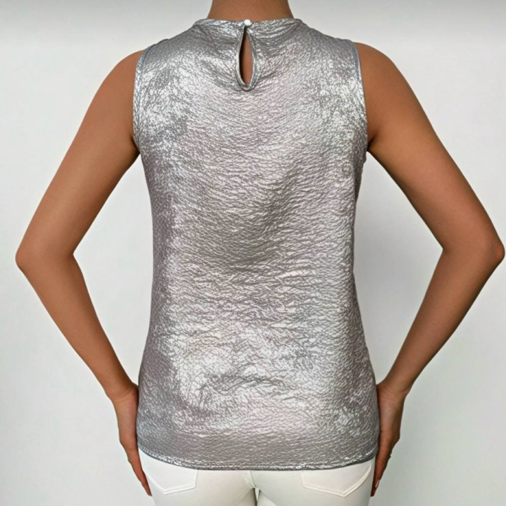 بلوزه بدون أكمام