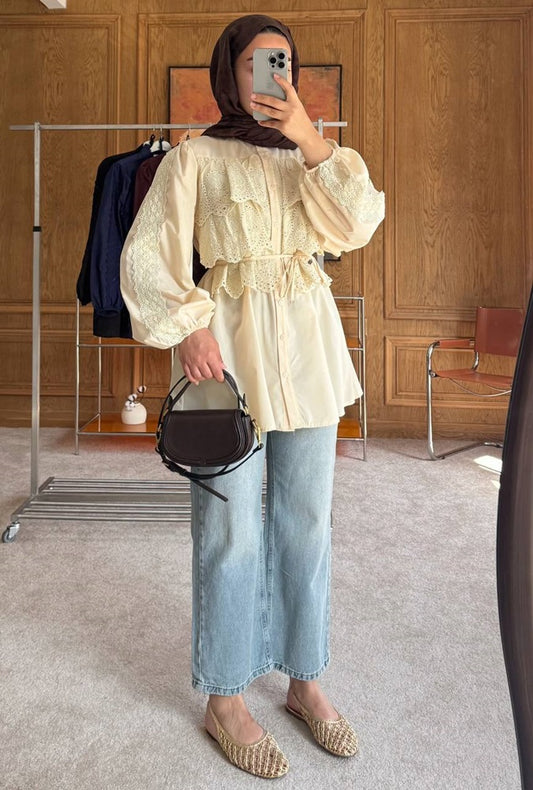 Shirt with Raffles