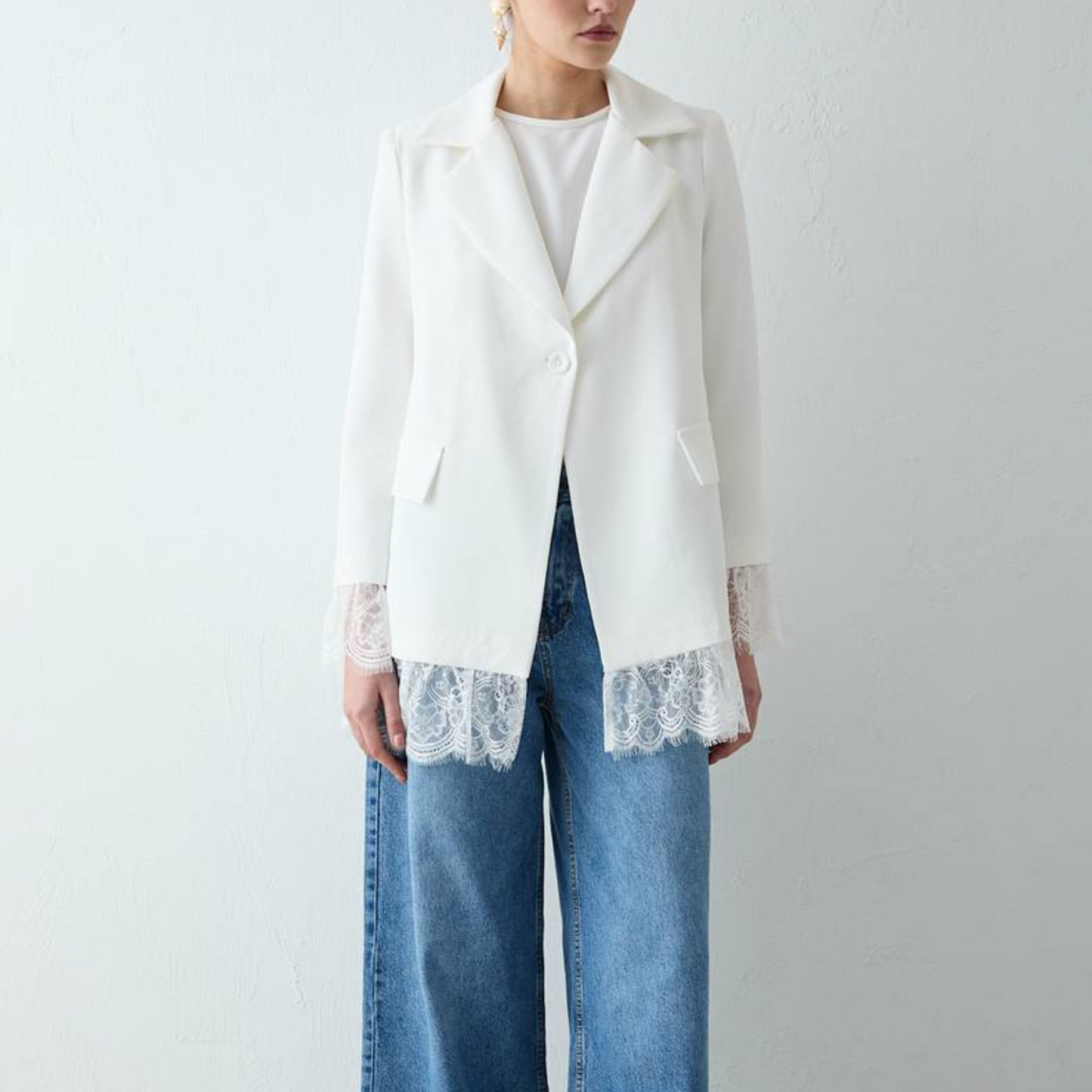 Blazer With Lace